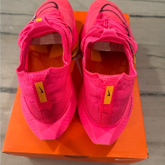 Nike Air Zoom Alphafly NEXT% 2 Hyper Pink Womens  Size 10.5 EUC DN3559-600 - Picture 6 of 9